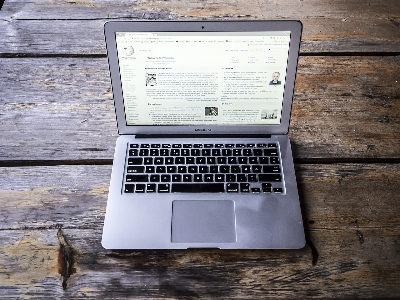 découvrez les avantages et les défis du télétravail avec nos conseils pratiques. apprenez comment optimiser votre productivité, établir un équilibre entre vie professionnelle et vie personnelle, et tirer le meilleur parti de cette nouvelle façon de travailler.