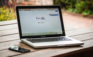 découvrez tout ce que vous devez savoir sur google, le moteur de recherche le plus utilisé au monde. explorez ses fonctionnalités, ses services et son impact sur notre quotidien.